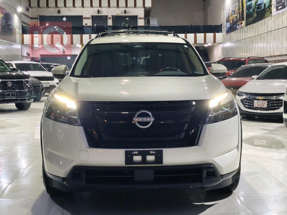 نیسان پاسفایندەر